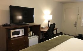 Dinosaur Inn & Suites